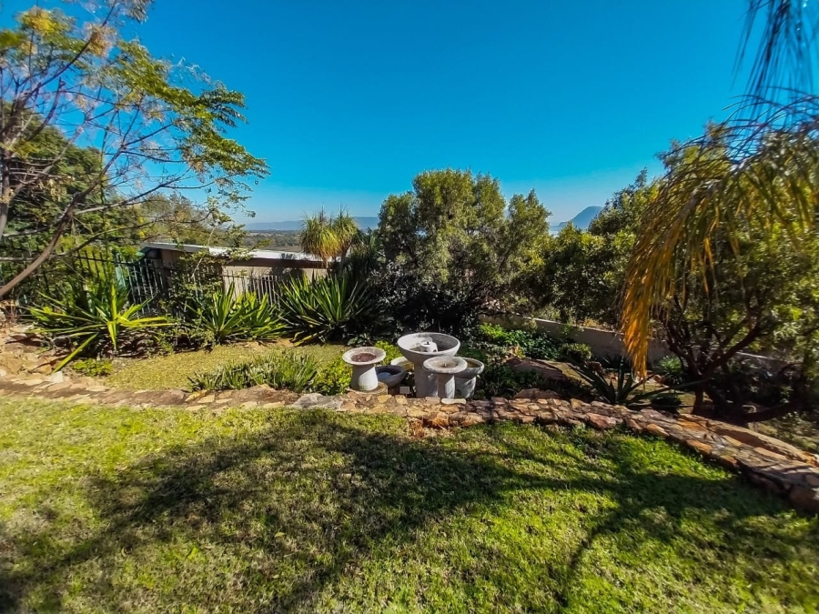 5 Bedroom Property for Sale in Meerhof North West